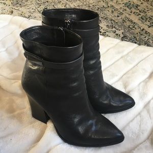 Vince Camuto Black Maia booties | size 8.5